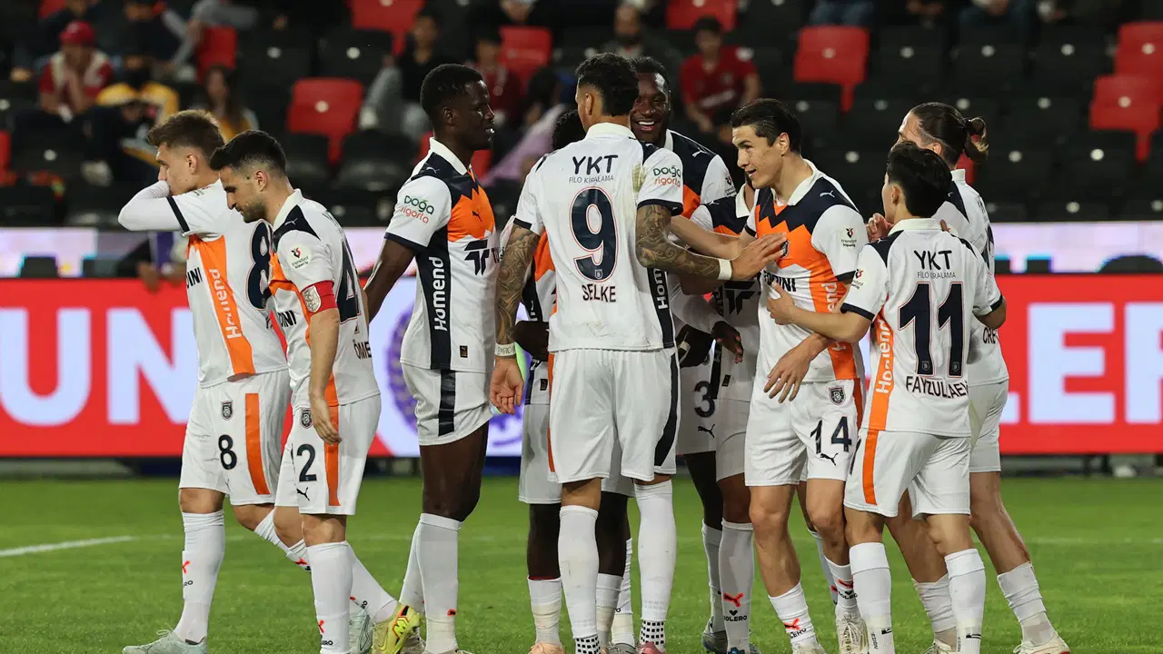 UEFA Konferans Ligi: Başakşehir-Inter Turku maçı bugün!