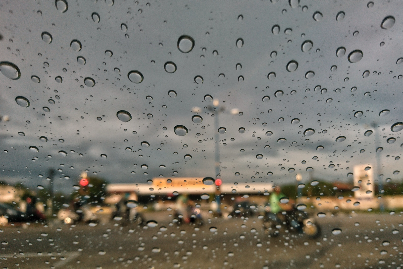 İstanbul’da Hava Değişiyor: AKOM’dan Ani Sıcaklık Düşüşü Uyarısı!