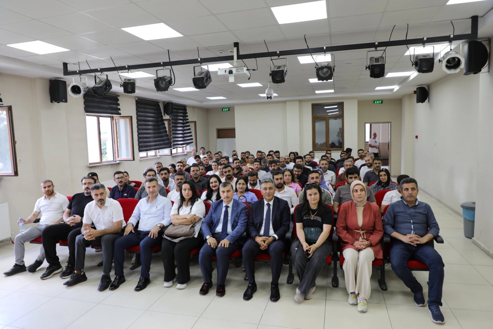 Ağrı’da 154 Öğretmene Yöneticilik Eğitimi